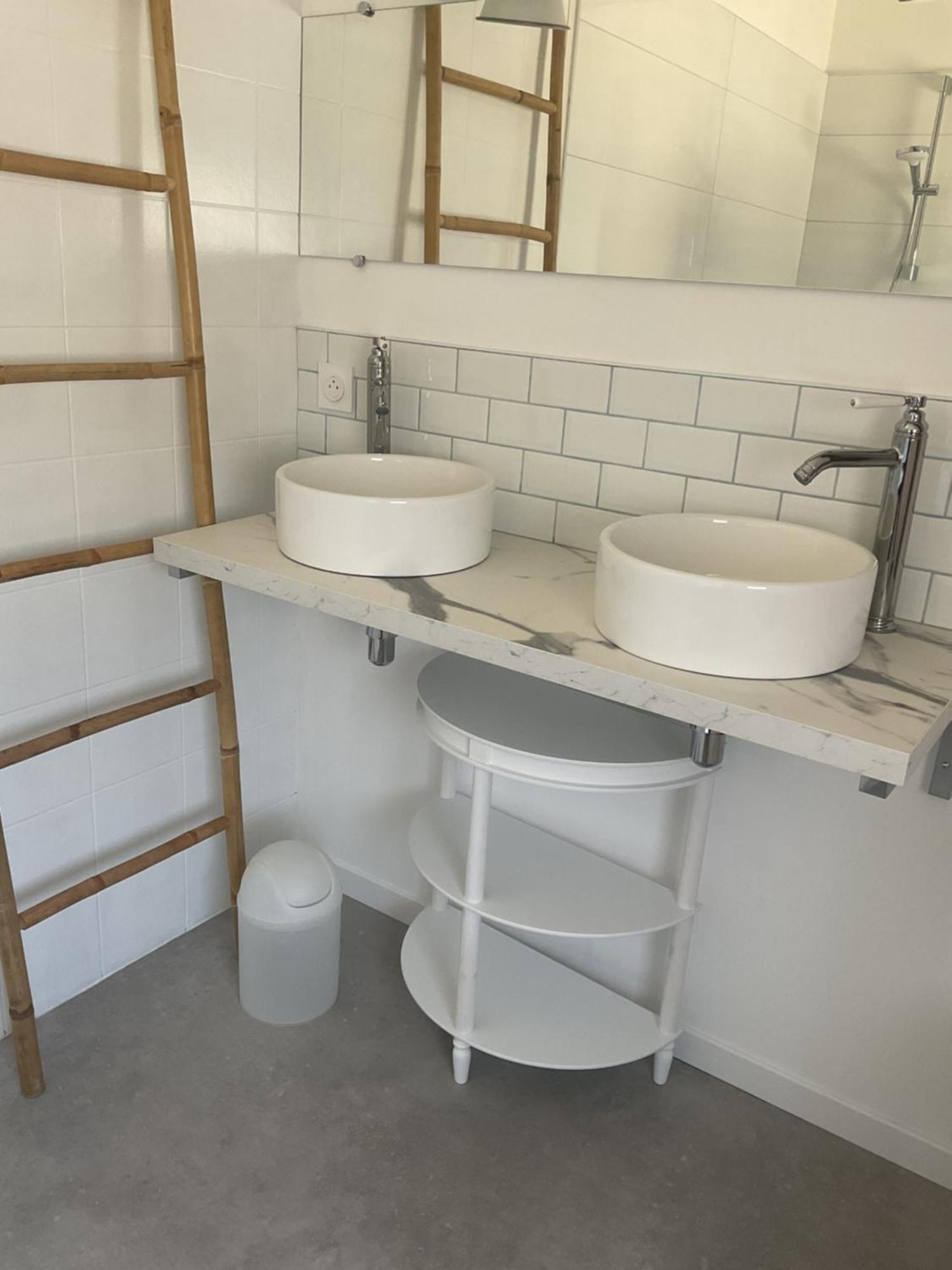 Maison Cosy Avec Exterieur Et Piscine Partagee Mespaul Kültér fotó
